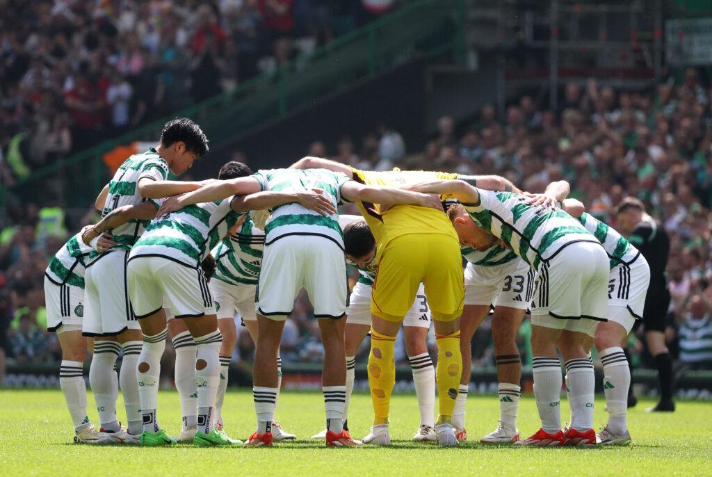 Celtic Players Huddle